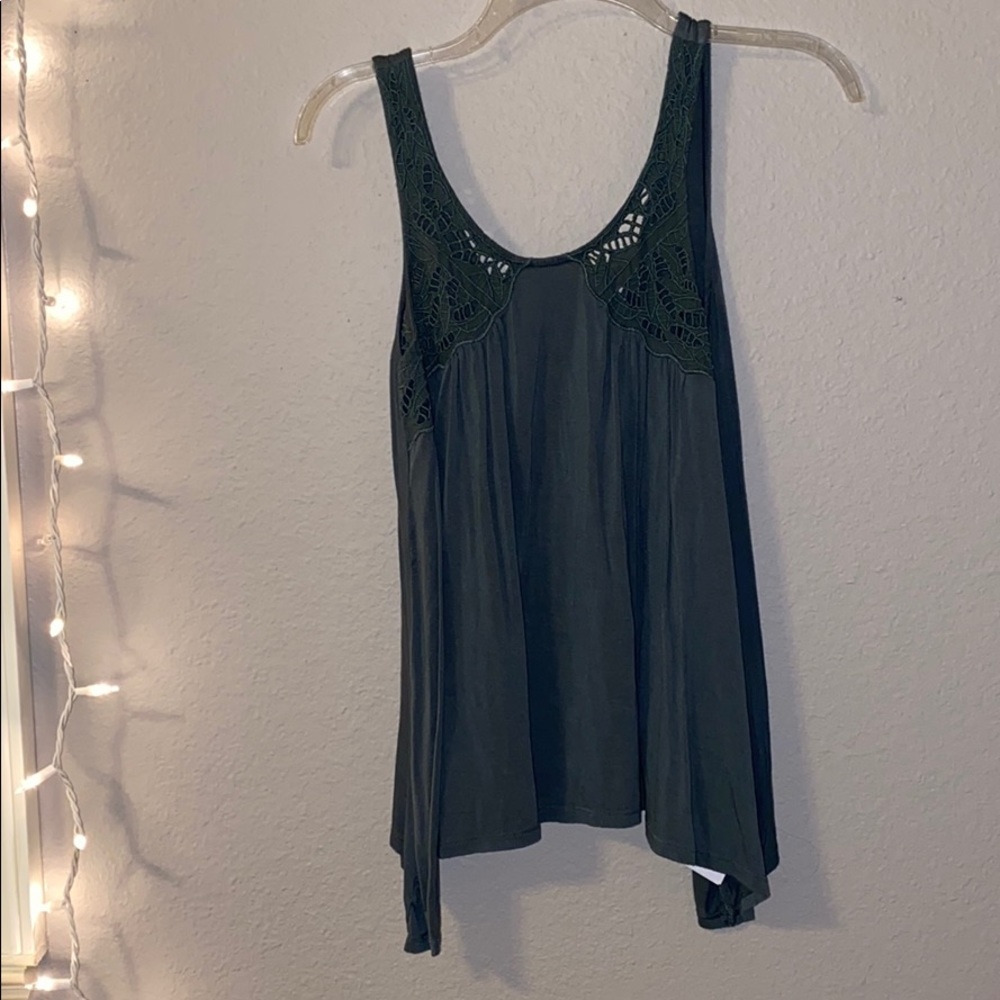 Grey tank